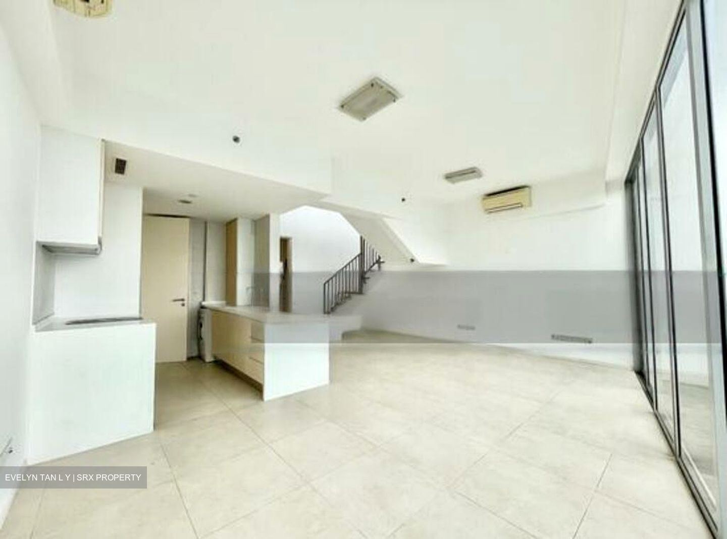 Southbank (D7), Office #613722871
